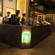 Suasana pengunjung menikmati racikan kopi klasik di Jabat Kopi, Karawaci, Kota Tangerang. Kedai ini dikenal konsisten mempertahankan cita rasa autentik kopi nusantara sejak 2015.