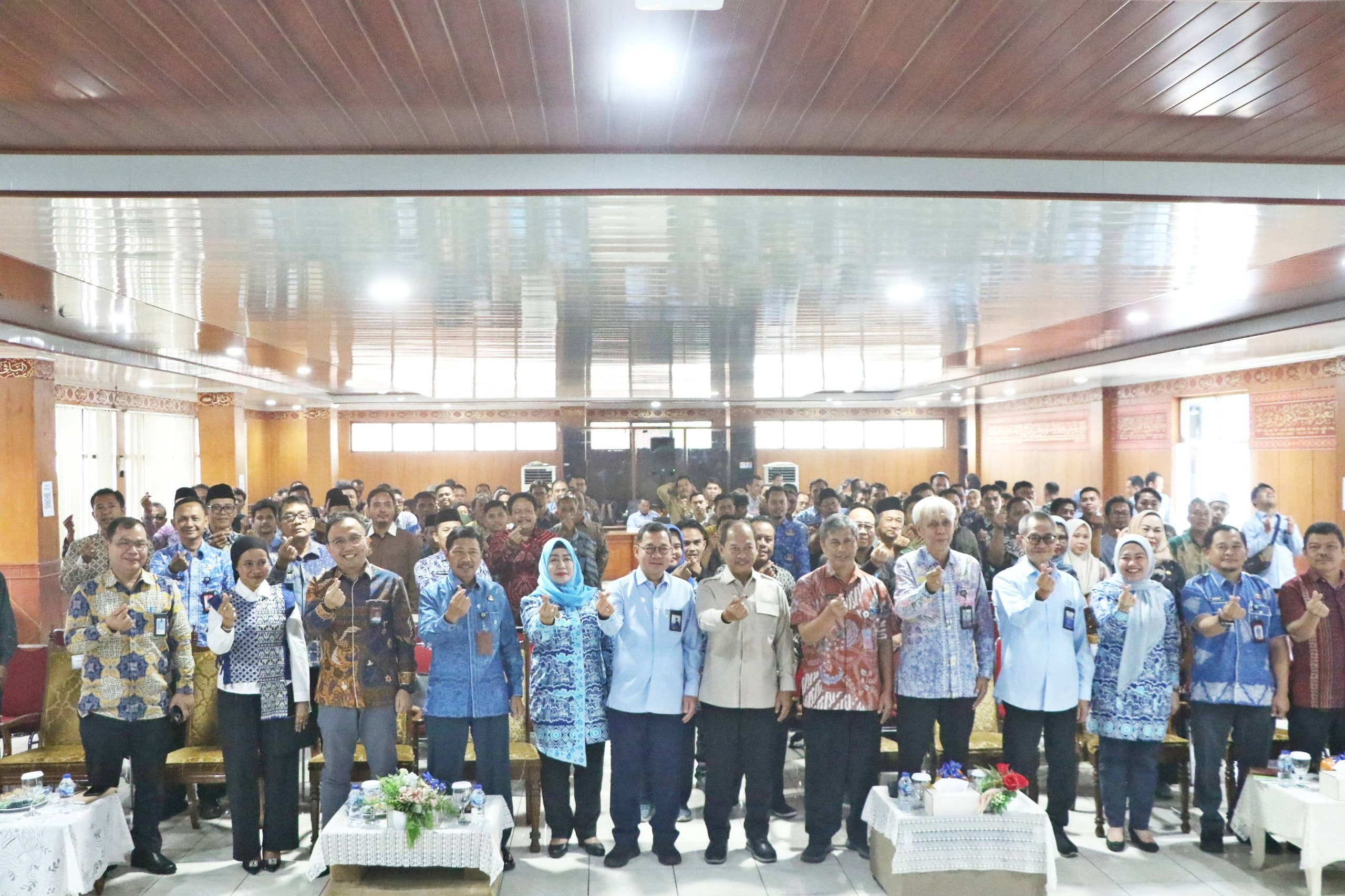 Wakil Bupati Serang Muhammad Najib Hamas saat membuka Workshop Evaluasi Pengelolaan Keuangan dan Pembangunan Desa Kabupaten Serang yang digelar BPKP Provinsi Banten di Aula Tb. Suwandi