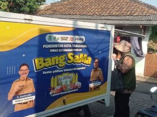 Bentor Pangan Bang Sama Gencar Keliling Kelurahan, Warga Bisa Tebus Sembako Murah