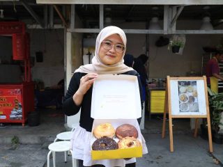Donat Susu Malaysia Serbu Kota Tangerang, Tawarkan 30 Varian Rasa, Harga Mulai Rp8 Ribu Langsung Diburu Pembeli