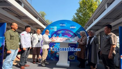 Asisten Daerah II Provinsi Banten Rina Dewiyanti bersama Deputi Kepala Perwakilan Bank Indonesia Provinsi Banten Agus Sumirat membuka Festival Rupiah Banten Jawara (FERBA) 2026 di Kota Serang sebagai upaya memperkuat ekonomi digital dan memperluas penggunaan QRIS.