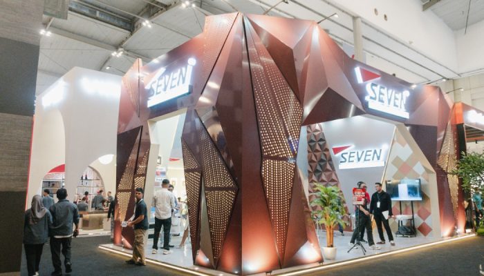 Booth ACP SEVEN milik PT Alcoseven Cipta Pratama menarik perhatian pengunjung IndoBuildTech Expo 2026 dengan menampilkan berbagai pilihan Aluminium Composite Panel premium untuk kebutuhan bangunan modern.