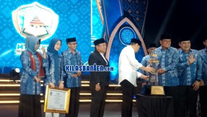 Bupati Serang Ratu Rachamtuzakiyah memberikan apresiasi kepada seluruh kafilah Kabupaten Serang usai berhasil meraih peringkat ketiga pada MTQ XXIII Tingkat Provinsi Banten, Kamis, 9 Juli 2026