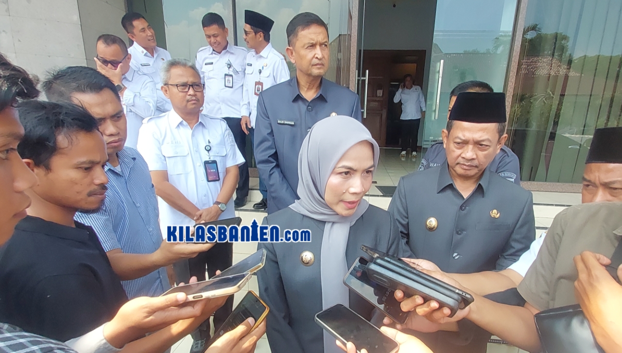 Bupati Serang Ratu Rachmatuzakiyah menyampaikan komitmen memperkuat pengawasan anggaran usai DPRD Kabupaten Serang mengesahkan Raperda Pertanggungjawaban Pelaksanaan APBD Tahun Anggaran 2025 menjadi Perda. (Redaksi Kilas Banten)