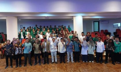 Fakultas Ushuluddin, Adab, dan Humaniora UIN Prof. K.H. Saifuddin Zuhri Purwokerto menggelar Seminar Nasional yang mengangkat tema "Rekonstruksi Rancang Bangun Ilmu-Ilmu Ushuluddin Melalui Paradigma Kampus Berdampak dalam Menjawab Tantangan Sosial Kontemporer".