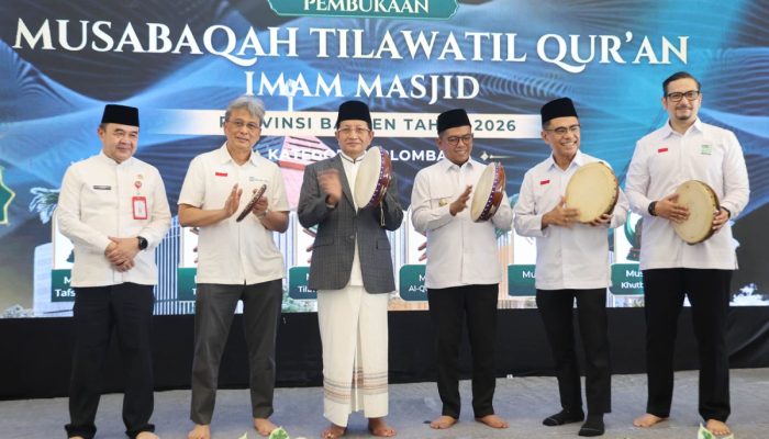 Gubernur Banten Andra Soni menghadiri rangkaian kegiatan International Grand Imams Conference (IGIC) di Kabupaten Tangerang sekaligus menyampaikan dukungannya agar forum tersebut menjadi wadah diplomasi Islam untuk memperkuat perdamaian dunia.