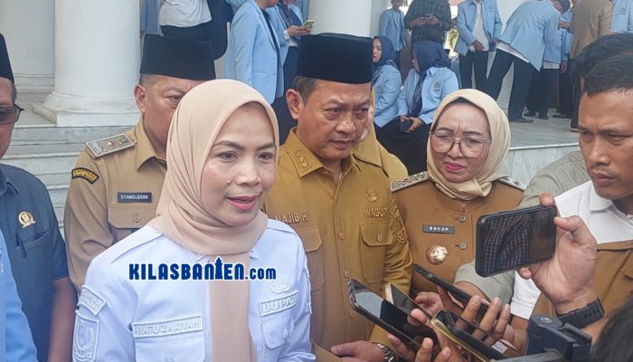 Jadwal Bupati Serang Ratu Rachmatuzakiyah menghadiri kunjungan kerja Komisi II DPR RI di Pendopo Gubernur Banten, sementara Wakil Bupati Muhammad Najib Hamas memimpin rapat strategis sektor pendidikan di Kabupaten Serang.