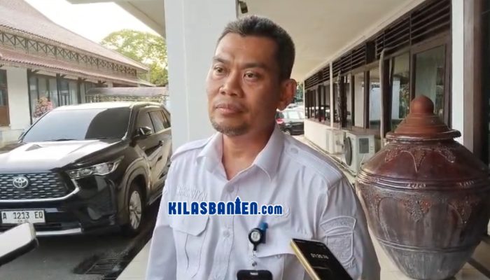 Kepala DPUPR Kabupaten Serang, Mochamad Ronny Natadipraja, menjelaskan pengalihan anggaran pengadaan lahan Bojong Menteng ke sejumlah program prioritas seperti penanganan banjir, perbaikan jalan, dan pembangunan jembatan.
