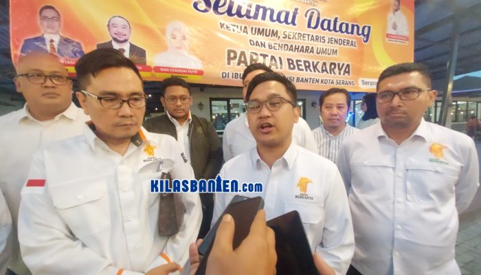 Ketua DPW Partai Berkarya Banten bersama jajaran pengurus saat menggelar Konsolidasi Struktural Partai Berkarya se-Banten di Kota Serang sebagai langkah awal menghadapi Pemilu 2029, Kamis, 2 Juli 2026. (Redaksi Kilas Banten)