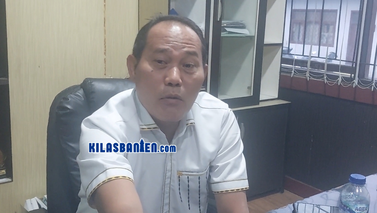 Ketua Komisi II DPRD Kabupaten Serang menegaskan komitmen pengawasan ketat terhadap pelaksanaan SPMB 2026 agar bebas dari praktik pungli dan titip siswa. (Redaksi Kilas Banten)