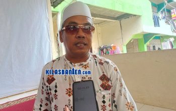 Ketua Tanfidziyah PCNU Kota Serang KH Saifun Nawasi mengajak seluruh warga Nahdlatul Ulama menjaga persatuan, etika, dan semangat kebersamaan menjelang pelaksanaan Muktamar NU ke-35 di Tambakberas, Jombang. (Redaksi Kilas Banten)