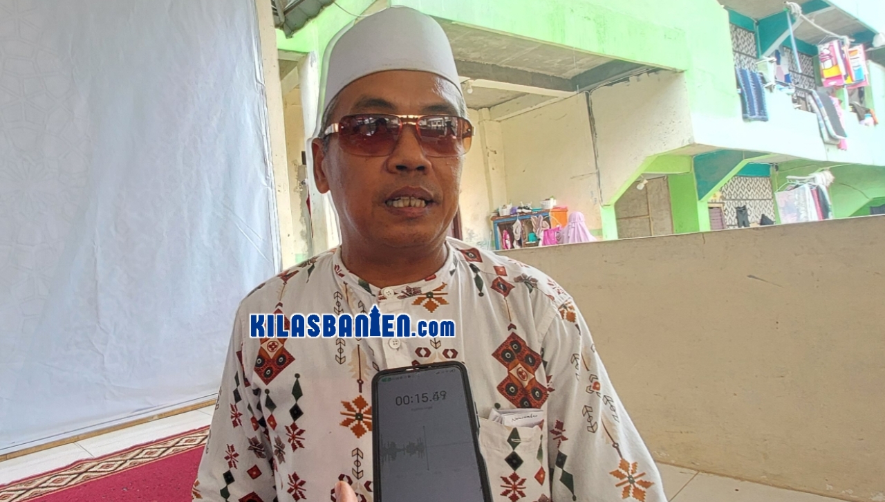 Ketua Tanfidziyah PCNU Kota Serang KH Saifun Nawasi mengajak seluruh warga Nahdlatul Ulama menjaga persatuan, etika, dan semangat kebersamaan menjelang pelaksanaan Muktamar NU ke-35 di Tambakberas, Jombang. (Redaksi Kilas Banten)