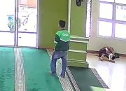 Kondisi Masjid Ashabul Yamin di Komplek Bumi Agung Permai (BAP) 1, Kota Serang, tempat seorang kaum masjid kehilangan telepon genggam yang diduga dicuri pelaku berkedok pengemudi ojek online