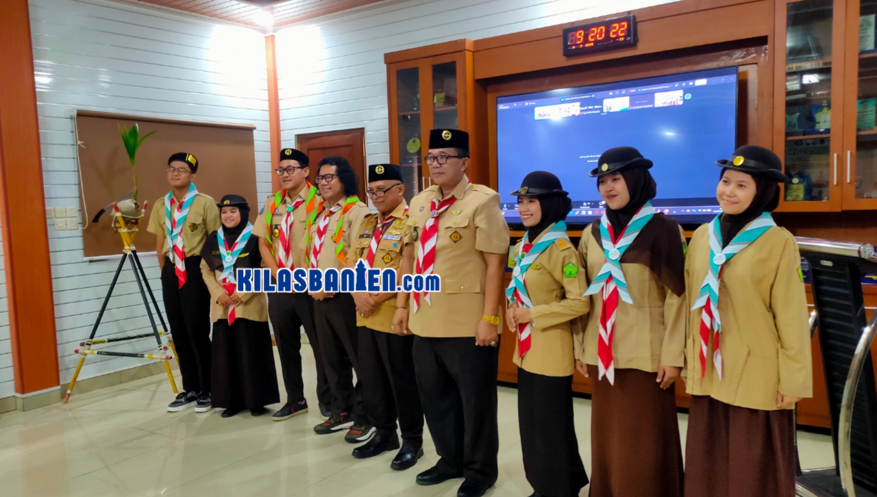 Peserta Latbernas IX Saka Bakti Husada mengikuti pembukaan kegiatan di Balai Kekarantinaan Kesehatan Kelas I Banten sebagai bagian dari upaya mencetak generasi muda yang peduli kesehatan dan siap menjadi pelopor pencegahan penyakit.