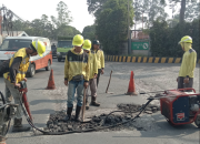 Jalan Gajah Tunggal Rusak Berat Akhirnya Dibenahi, Pemkot Tangerang Kebut Perbaikan Demi Selamatkan Mobilitas Ribuan Pekerja