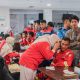 Senior Manager PLN Indonesia Power UBP Suralaya bersama jajaran dan tim Puskesmas Pulomerak meninjau pelaksanaan pemeriksaan kesehatan gratis bagi tenaga alih daya sebagai upaya meningkatkan kesehatan, keselamatan kerja, dan produktivitas pekerja