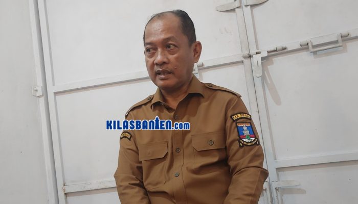 Wakil Bupati Serang Muhammad Najib Hamas memberikan keterangan terkait hasil evaluasi Program Makan Bergizi Gratis (MBG) yang berpotensi mengubah prioritas penerima manfaat dan sistem operasional dapur penyedia makanan bergizi di Kabupaten Serang. (Redaksi Kilas Banten)