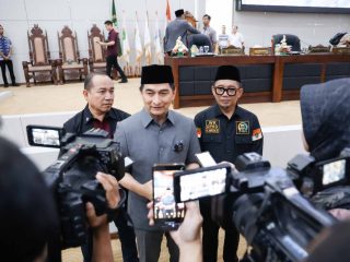 Raperda Pendidikan Banten Dikebut, Wagub Dimyati Tegaskan Kunci Lahirkan Generasi Unggul dan Siap Bersaing