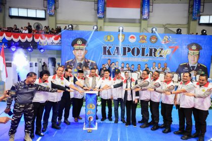 Wakil Gubernur Banten Achmad Dimyati Natakusumah menghadiri pembukaan Kejurnas Taekwondo Kapolri Cup VII Tahun 2026 di Indoor Stadium Kelapa Dua, Kabupaten Tangerang.