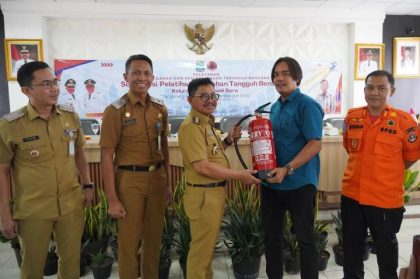 Wali Kota Tangerang, Sachrudin, membuka Pelatihan Kelurahan Tangguh Bencana (KTB) di Kelurahan Jurumudi Baru sebagai upaya memperkuat kesiapsiagaan masyarakat dalam menghadapi potensi bencana.