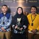 Wali Kota Tangerang menerima penghargaan Warta Kota Award 2026 atas keberhasilan Super App Tangerang LIVE sebagai inovasi layanan publik digital terintegrasi.