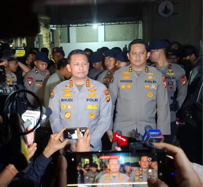 Polda Metro Jaya dan Kortastipidkor Polri geledah ruko di Cipete Selatan