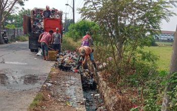 DLH Kota Tangerang Bergerak Cepat Tangani Keluhan Warga