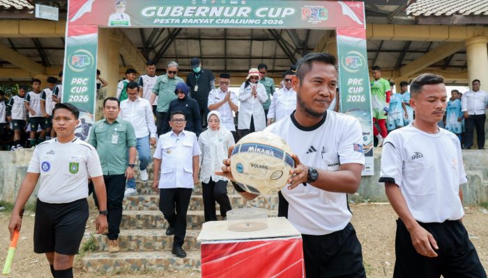 Gubernur Banten Andra Soni menghadiri Pesta Rakyat Cibaliung 2026 di Alun-alun Kecamatan Cibaliung, Kabupaten Pandeglang.