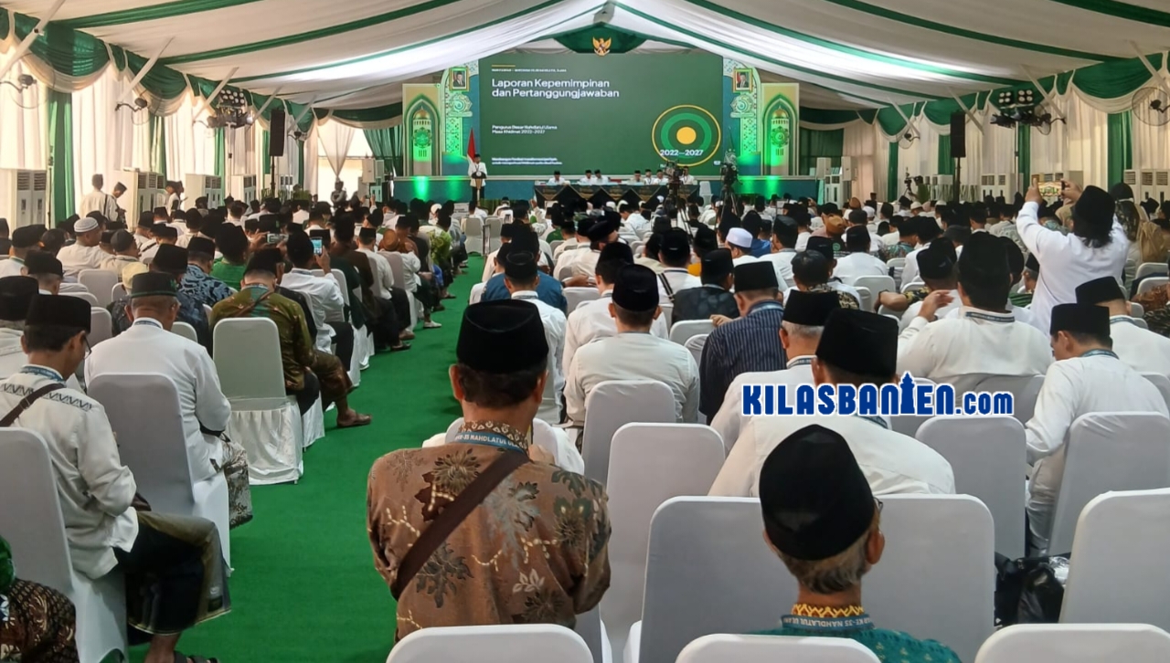 Ketua Tanfidziyah PCNU Kota Serang KH Saifun Nawasi bersama jajaran pengurus mengikuti rangkaian Muktamar NU ke-35 di Jombang dan menyampaikan sejumlah catatan terhadap LPJ PBNU.