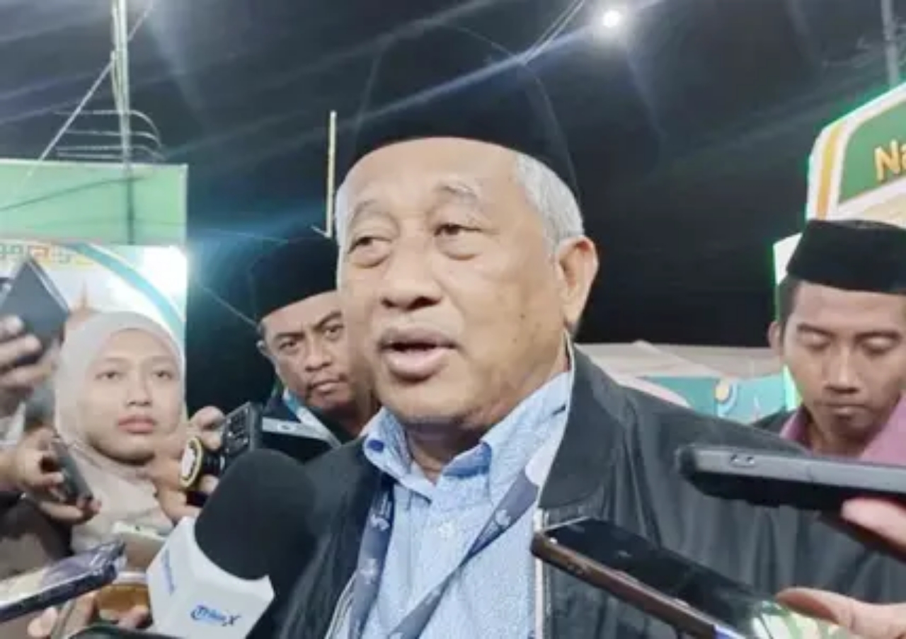 Pimpinan sidang, Muhammad Nuh di Muktamar ke-35 Nahdlatul Ulama di Tambakberas, Jombang, menetapkan mekanisme AHWA sebagai sistem baru pemilihan Ketua Umum PBNU, Minggu (30/8/2026)