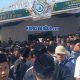Suasana masa aksi Muktamar ke-35 Nahdlatul Ulama di Jombang memanas setelah peserta mengesahkan aturan masa idah politik sebagai syarat pencalonan Ketua Umum PBNU, Minggu (30/8/2026)