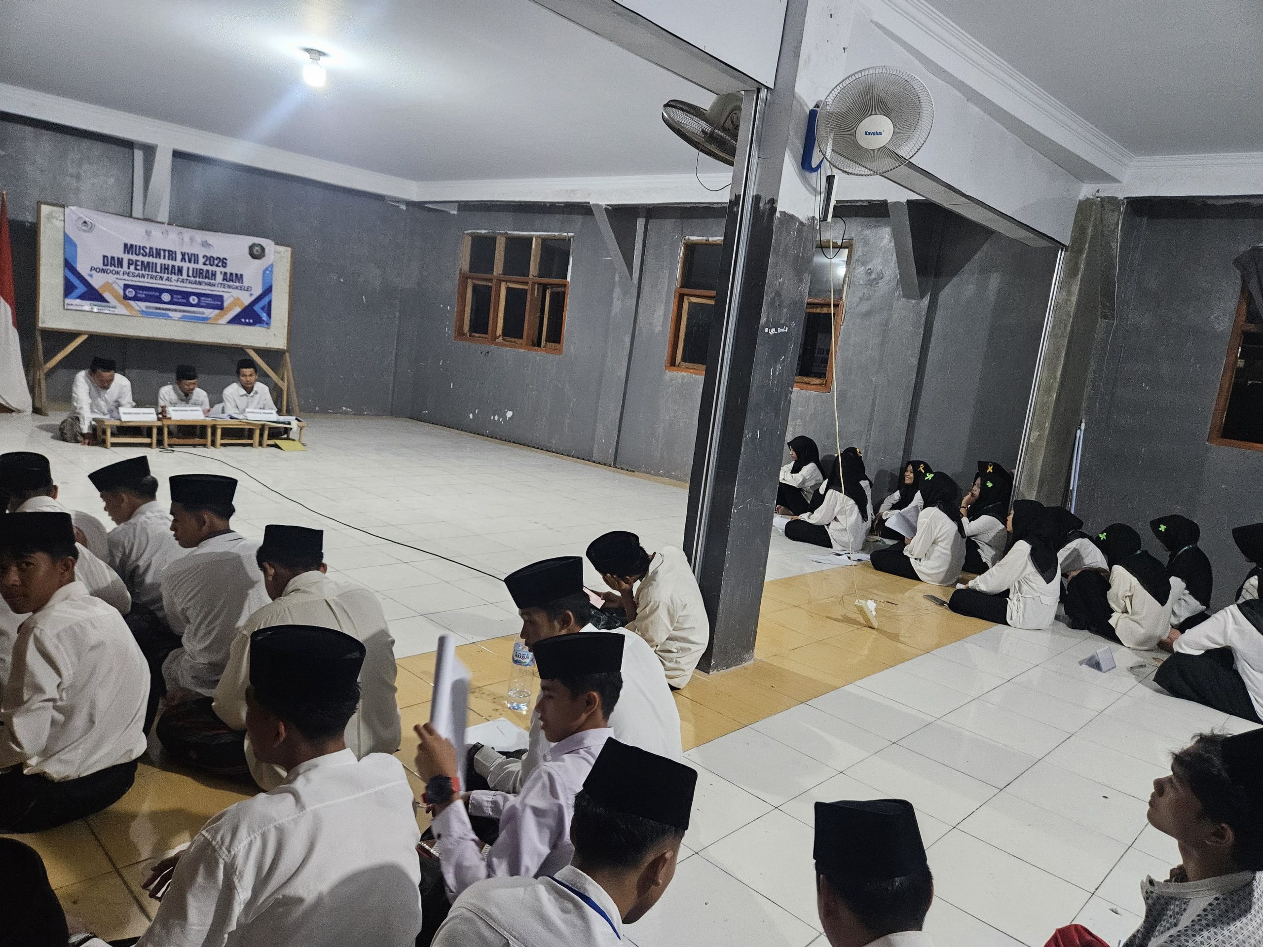 Agenda MUSANTRI XVII ORSAFAH di Gedung An-Nahdloh, menekankan pentingnya kepemimpinan santri yang berlandaskan akhlak Rasulullah SAW, Jumat, 7 Agustus 2026