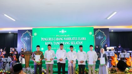 Wali Kota Tangerang Selatan Benyamin Davnie menghadiri pelantikan PCNU Tangsel masa khidmat 2026–2031 di Graha Aswaja NU 2, Pondok Aren, Senin, 10 Agustus 2026.