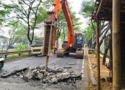 Jalan Sangego Selatan Kota Tangerang Diperbaiki, Contraflow Mulai Diterapkan