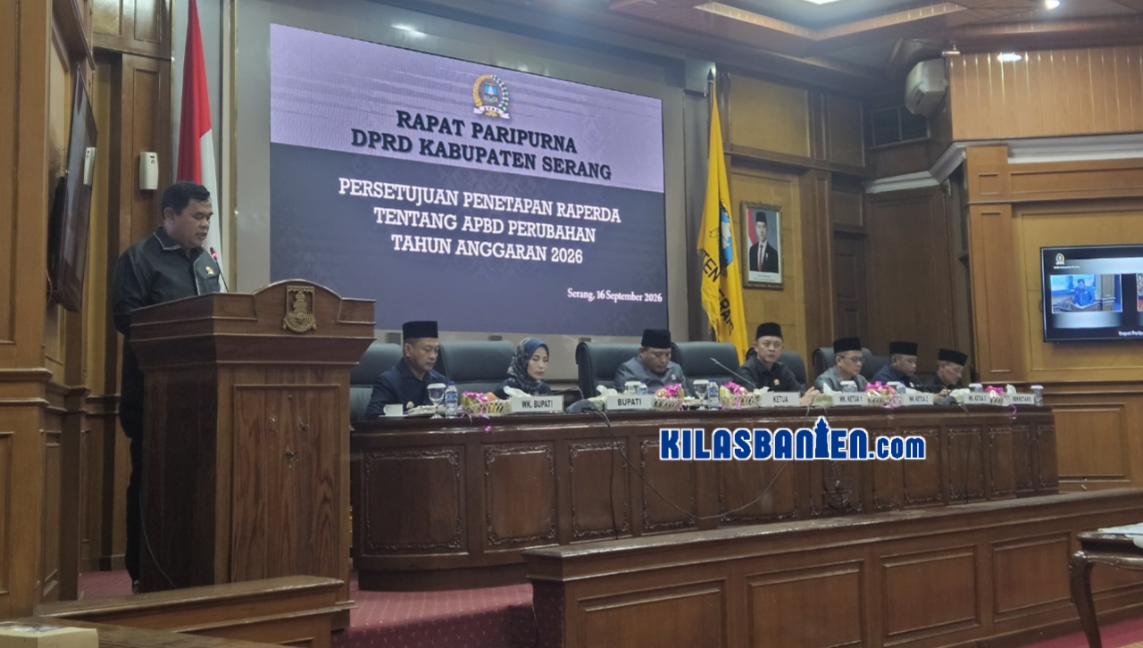 Juru Bicara Badan Anggaran DPRD Kabupaten Serang Joko Santoso menyampaikan laporan hasil pembahasan Raperda Perubahan APBD Kabupaten Serang Tahun Anggaran 2026 dalam rapat paripurna DPRD.