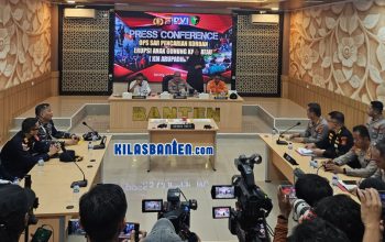 Kapolda Banten Irjen Pol Hengki menyampaikan hasil identifikasi jenazah ABK Kapal Arupadhatu I dalam konferensi pers di Mapolda Banten, Kota Serang, Rabu (23/9/2026).