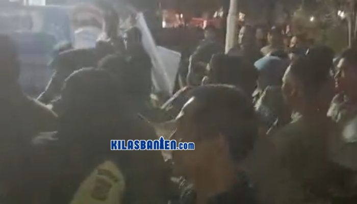 Refleksi 500 Tahun Kabupaten Serang Memanas, Bentrokan Aktivis dan Aparat, Jurnalis Ikut Terluka