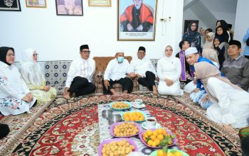 Sambangi Ulama Banten Lama, Andra Soni Mohon Doa demi Masa Depan Banten yang Lebih Maju dan Penuh Berkah