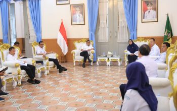 Gubernur Banten Andra Soni menerima paparan BMKG mengenai prakiraan musim hujan 2026 dan langkah mitigasi menghadapi potensi kekeringan di Provinsi Banten.