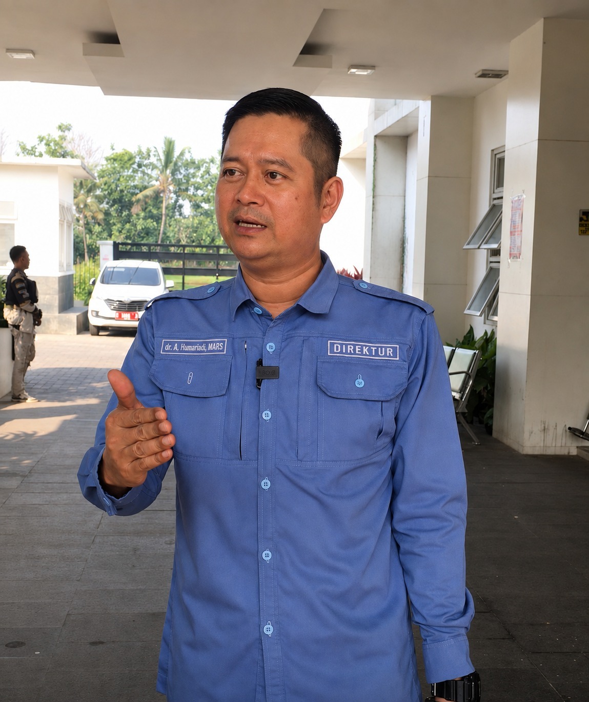 Direktur RSUD Kota Serang, dr. H. Ahmad Humariadi, MARS, saat memberikan keterangan terkait evaluasi dan peningkatan kualitas pelayanan kesehatan bagi masyarakat.