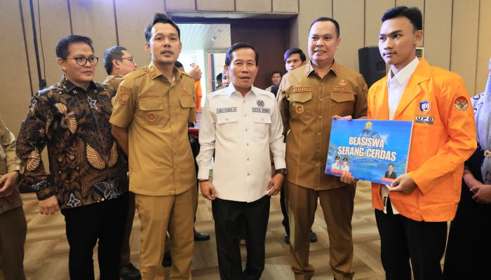 Lewat Serang Cerdas, Pemkot Jamin Biaya Kuliah Anak Berprestasi yang Tak Punya Uang