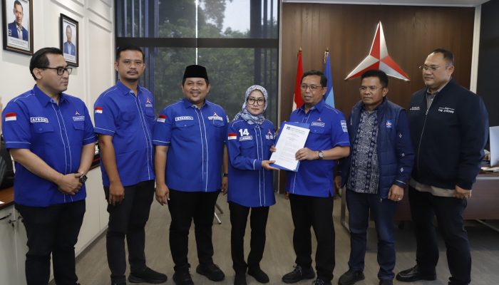 Terima SK DPP, Iti Octavia Jayabaya Mulai Benahi Demokrat Banten, Bidik Kemenangan Besar di Pemilu 2029