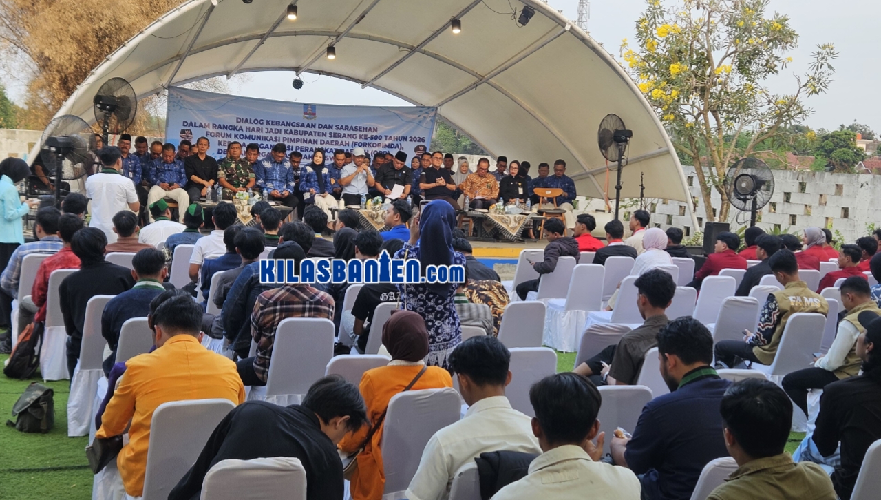 Ketua Pimpinan Pusat HAMAS, Irhamullah, menyampaikan kritik terhadap penyelenggaraan saresehan HUT ke-500 Kabupaten Serang dan meminta pemerintah memprioritaskan anggaran untuk kebutuhan masyarakat, agenda Dialog Kebangsaan bertempat di Cafe Kotak, Kramatwatu, Kabupaten Serang