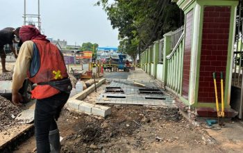 Tak Hanya Diperlebar, Trotoar Jalan Kisamaun Bakal Tampil Estetis dengan Material Stamp Concrete